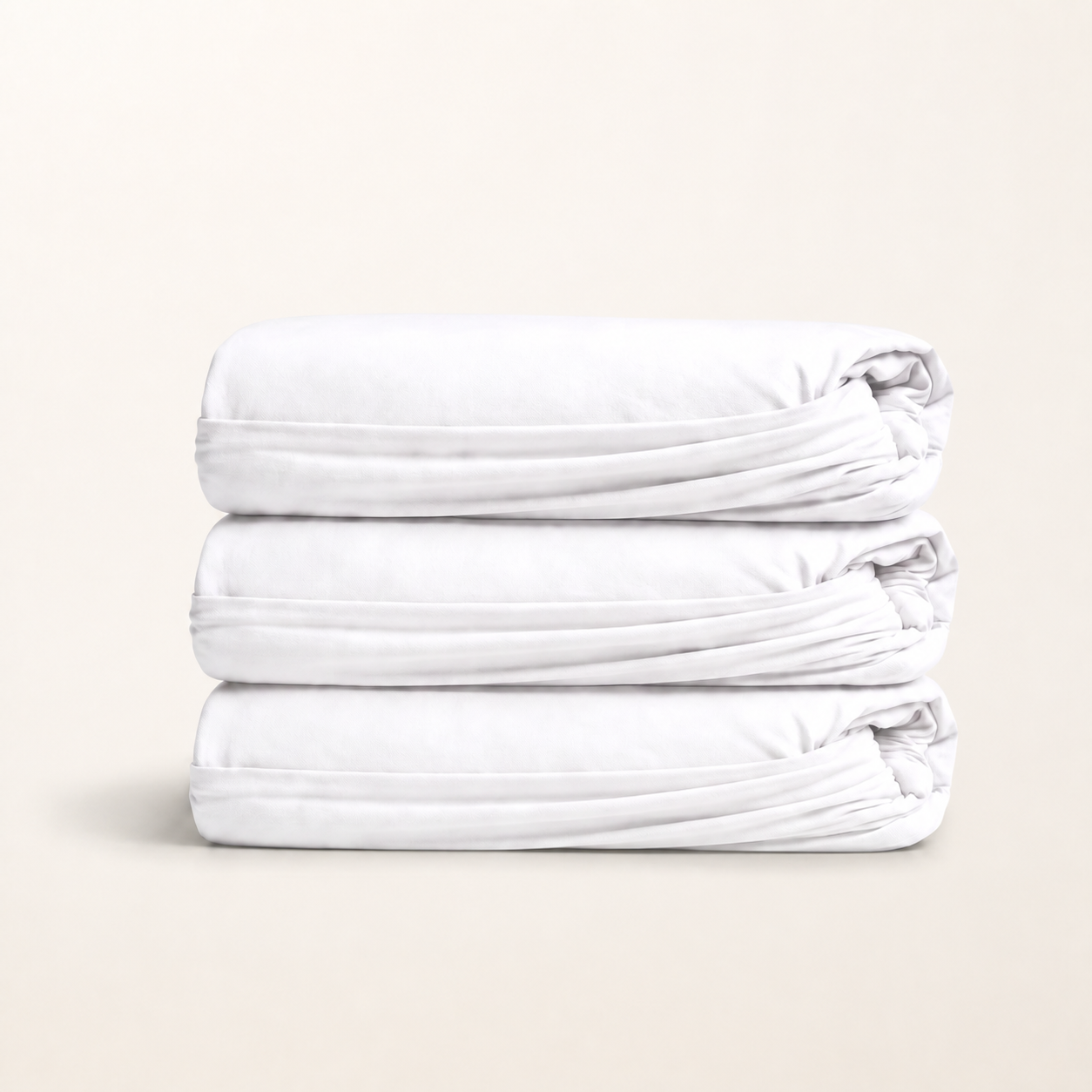 Drap-housse en coton égyptien 400 fils blanc, packshot sur fond blanc chaud, Noctua Paris