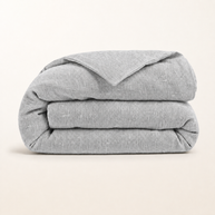 Housse de couette en lin lavé gris perle, packshot sur fond blanc chaud, Noctua Paris
