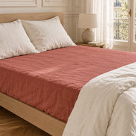 noctua_drap-housse-lin-lave_terracotta_01-lit-fait_paris