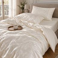 noctua_parure-jacquard_ivoire_02-lit-vecu_paris