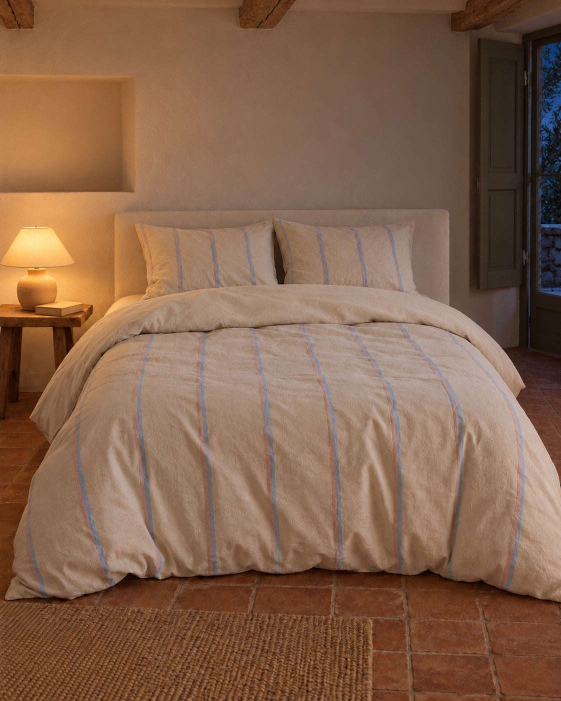 noctua_parure-rayure-fine-coton-lin_rayure-bleue_06-soir_vacances