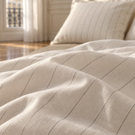 noctua_parure-rayure-fine-coton_ecru-et-sable_03-matiere_paris