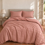 noctua_parure-vichy_raye-terracotta_01-lit-fait_vacances