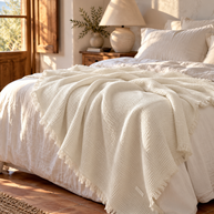 noctua_plaid-gaze_blanc-doux_01-lit-fait_v3