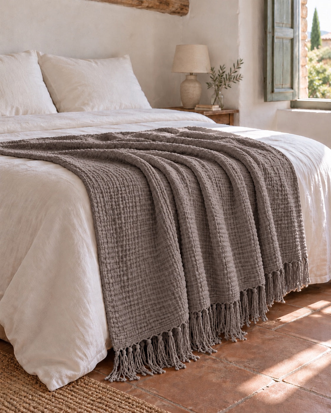noctua_plaid-gaze_marron_01-lit-fait_vacances