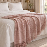 noctua_plaid-maille_rose_01-lit-fait_hotel