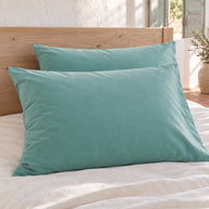 noctua_taie-coton-doux_vert-d-eau_01-lit-fait_vacances