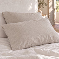 noctua_taie-lin-lave_naturel_01-lit-fait_vacances_v2